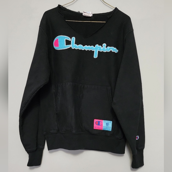 Champion Tops - Champion pullover sweatshirt size Small